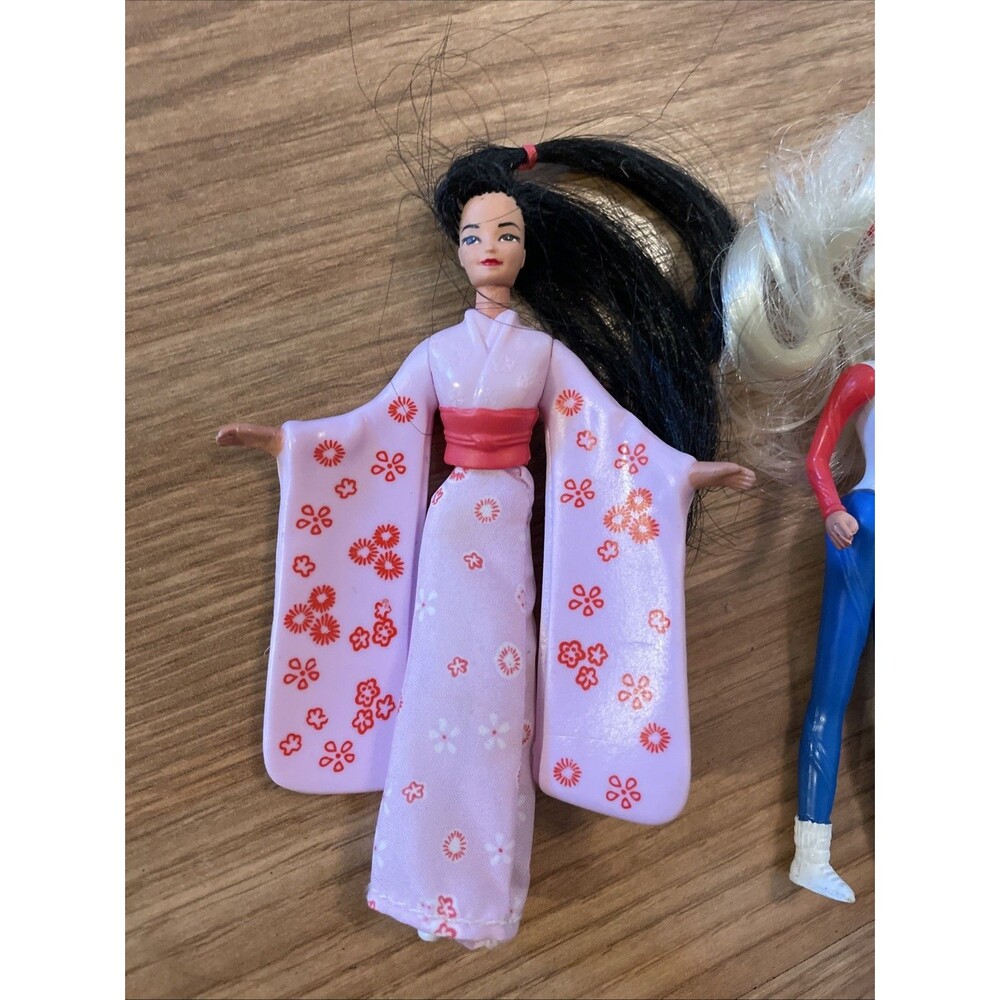 Vintage McDonald's Happy Meal Toy #5 U.S.A Barbie 1995 Olympics And Japanese - Picture 5 of 7
